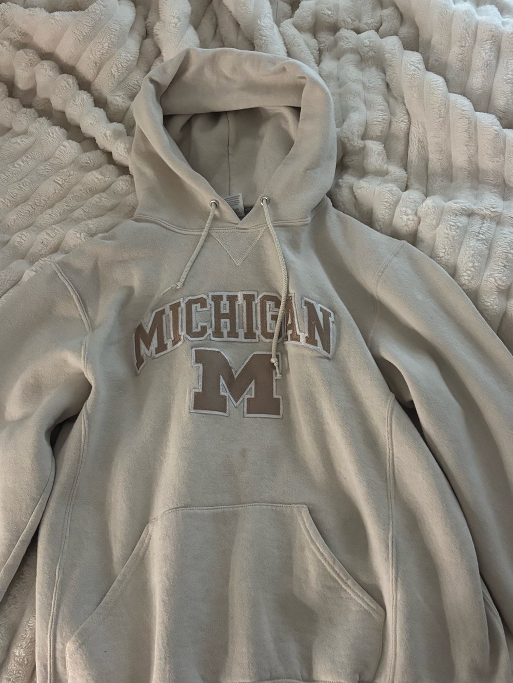 Boathouse Michigan M Logo Cream Hoodie - Unisex Sweater